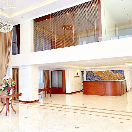 Cau Giay Hotel - By Bay Luxury Hanoï Extérieur photo